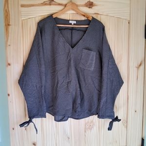 TCEC Blouse Size Large